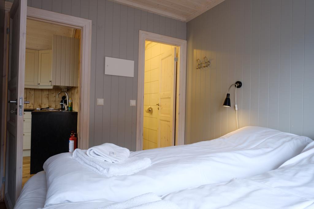 Hotel The Tide - Rorbuer Sørvågen Exterior foto